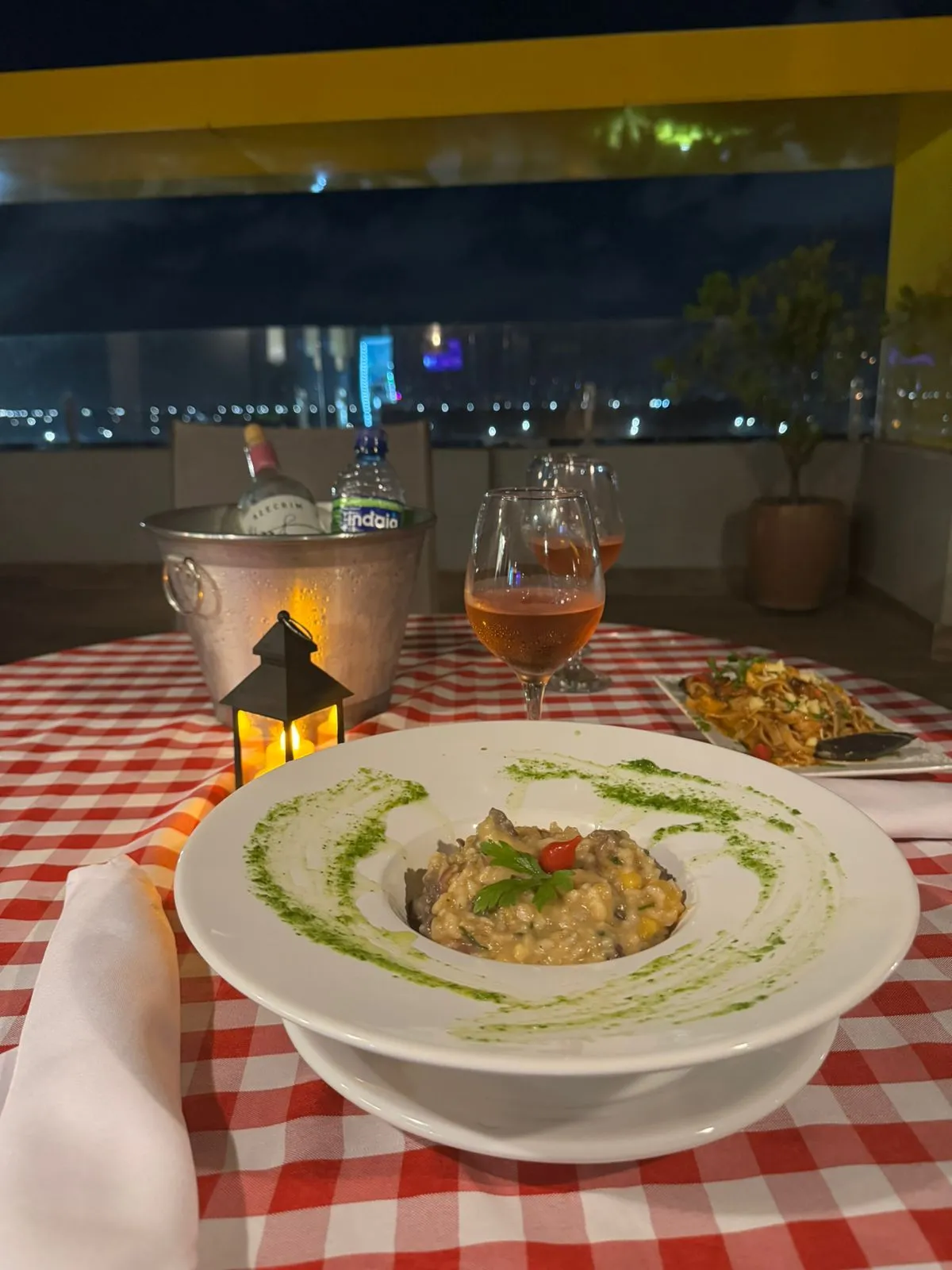 IMAGENS DO MILANO ROOFTOP